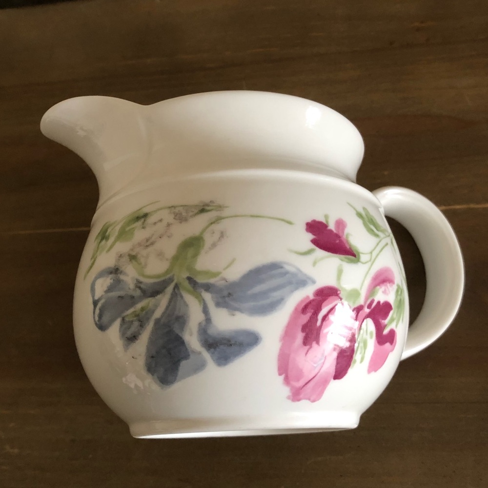 Vintage Royal Doulton Expression creamer